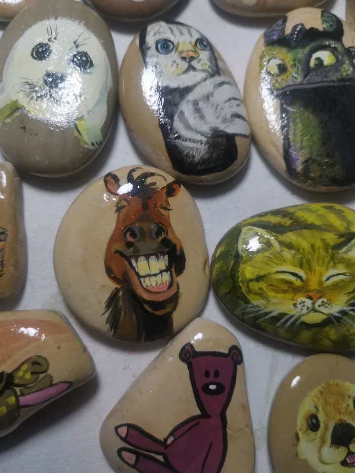 Painted stone 11