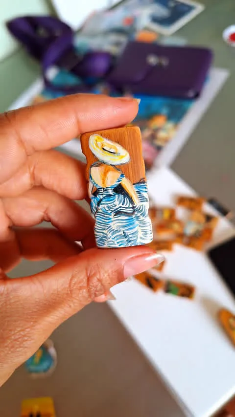 Painted stone 14