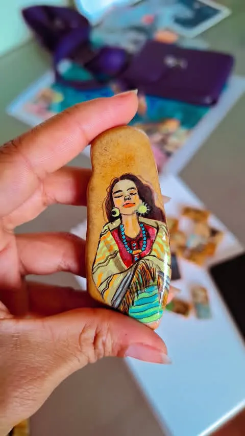 Painted stone 18